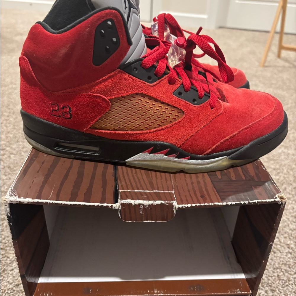 Air Jordan 5 Retro Raging Bull Size 10